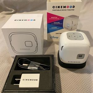 Cinemood portable projector